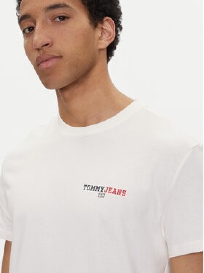 Tommy Jeans T-Shirt Dna Graphic DM0DM20815 Biały Regular Fit