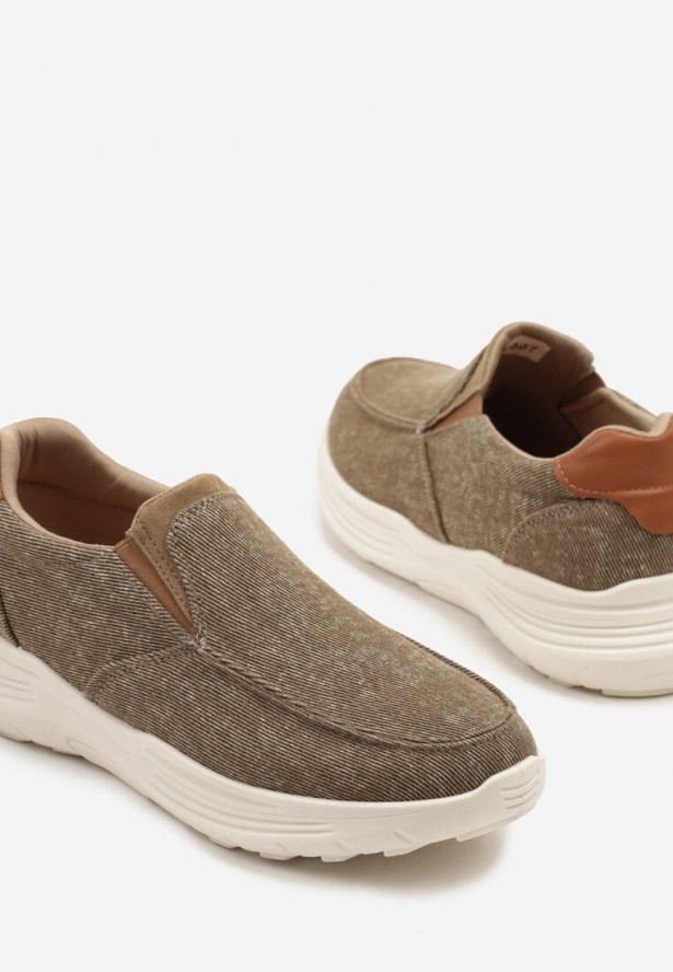Beżowe Wsuwane Półbuty Mokasyny w Sportowym Stylu Palavienna