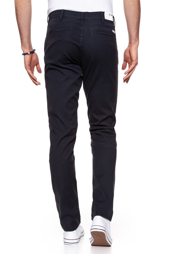 WRANGLER SPODNIE MĘSKIE CHINO NAVY WASHED W16LHE49I 112127311