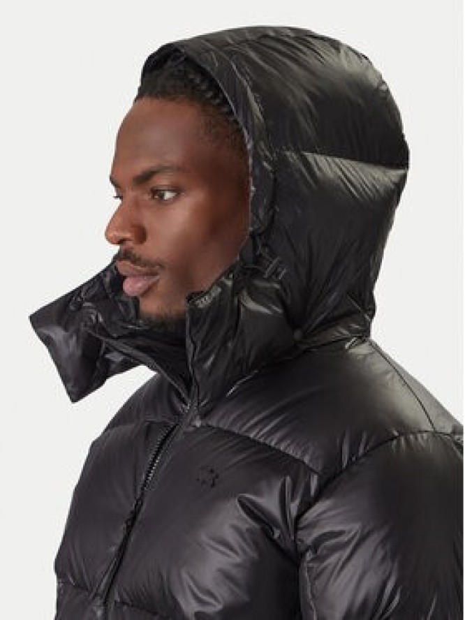 Lacoste Kurtka puchowa BH5096 Czarny Regular Fit