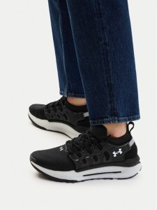 Under Armour Sneakersy UA Phantom X 6007183 001 Czarny
