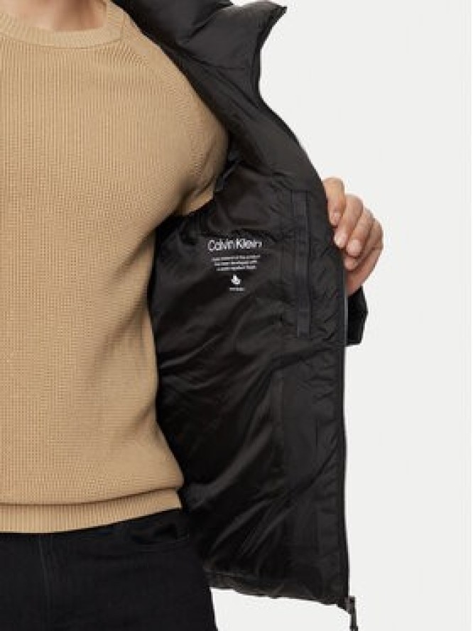 Calvin Klein Kurtka zimowa K10K113476 Czarny Regular Fit