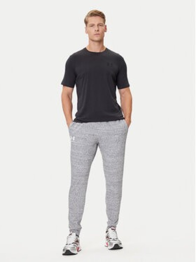 Under Armour T-Shirt 1326799 Czarny Loose Fit