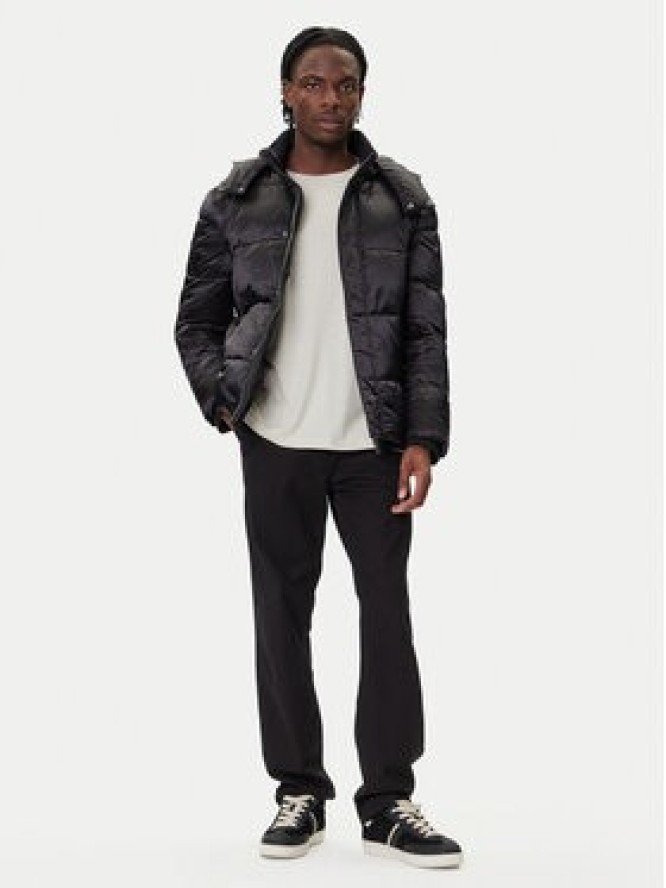 Guess Kurtka zimowa M5BL2L WGZF2 Czarny Regular Fit