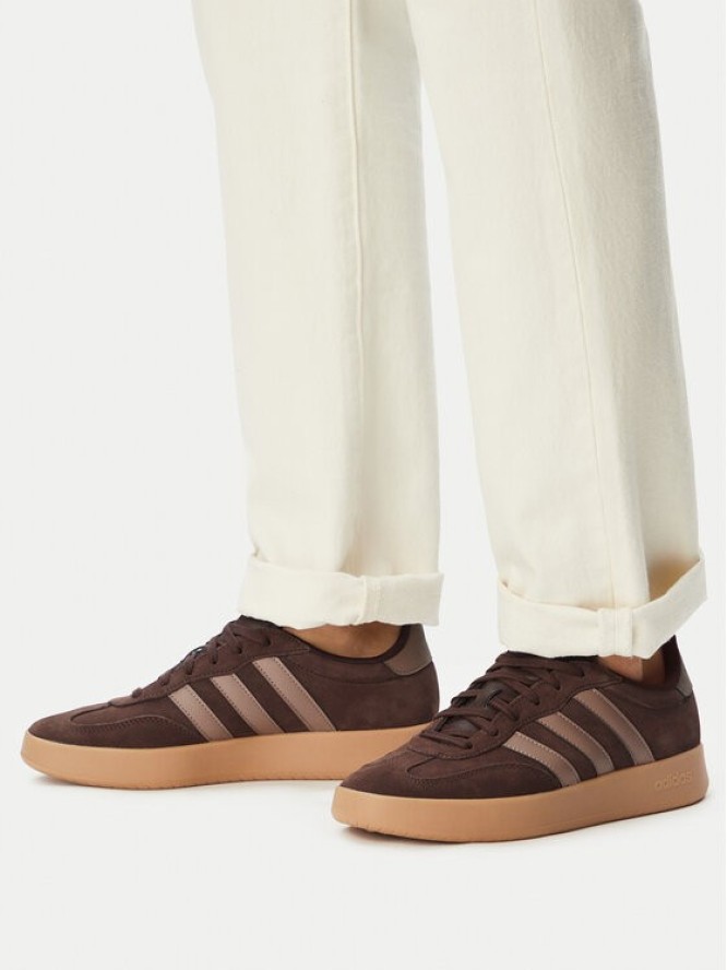 adidas Sneakersy Barreda KK2282 Brązowy