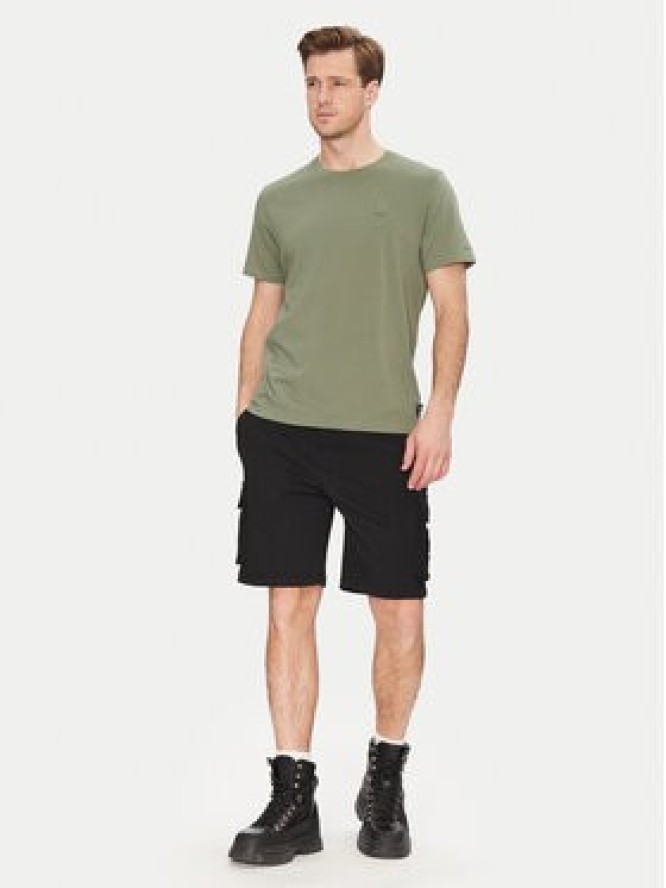 Moose Knuckles Szorty sportowe Hartsfield M14MR794 Czarny Regular Fit