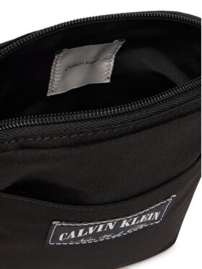Calvin Klein Saszetka Graphic Capsule Reporter LV04D3346G Czarny