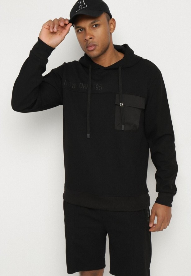 Czarna Bluza z Kapturem Napisem i Kieszonką Napiria