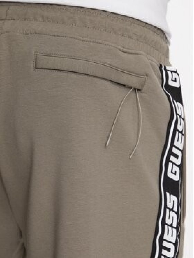 Guess Szorty sportowe Arlo Z2YD02 K6ZS1 Zielony Loose Fit