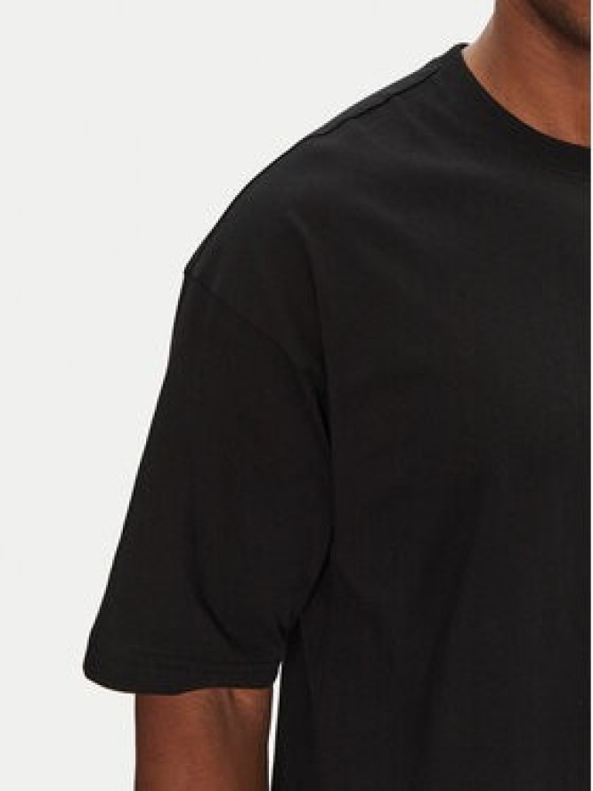 Champion T-Shirt 220714 Czarny Standard Fit