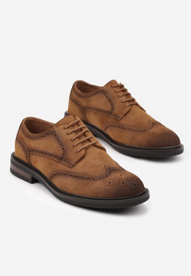 Brązowe Półbuty Oksfordki z Ozdobną Perforacją Vevinna
