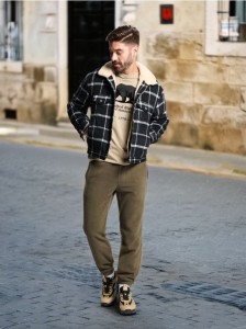 Spodnie dresowe - khaki