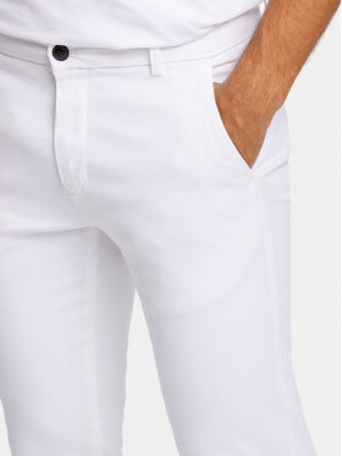 Lindbergh Chinosy 30-005044 Biały Slim Fit