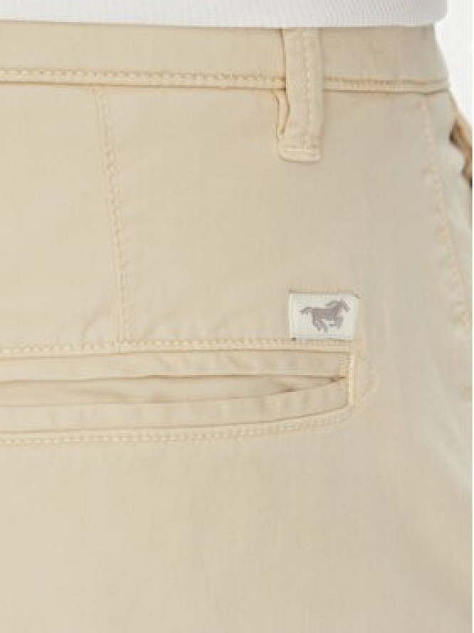 Mustang Szorty materiałowe Amsterdam 1016450 Beżowy Slim Fit