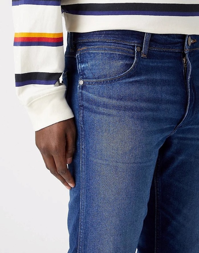 WRANGLER GREENSBORO MĘSKIE SPODNIE JEANSOWE MOUNTAIN SOUL W15QU822O 112321407