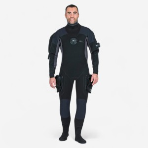 Suchy skafander nurkowy Subea SCD 900 z neoprenu 5 mm
