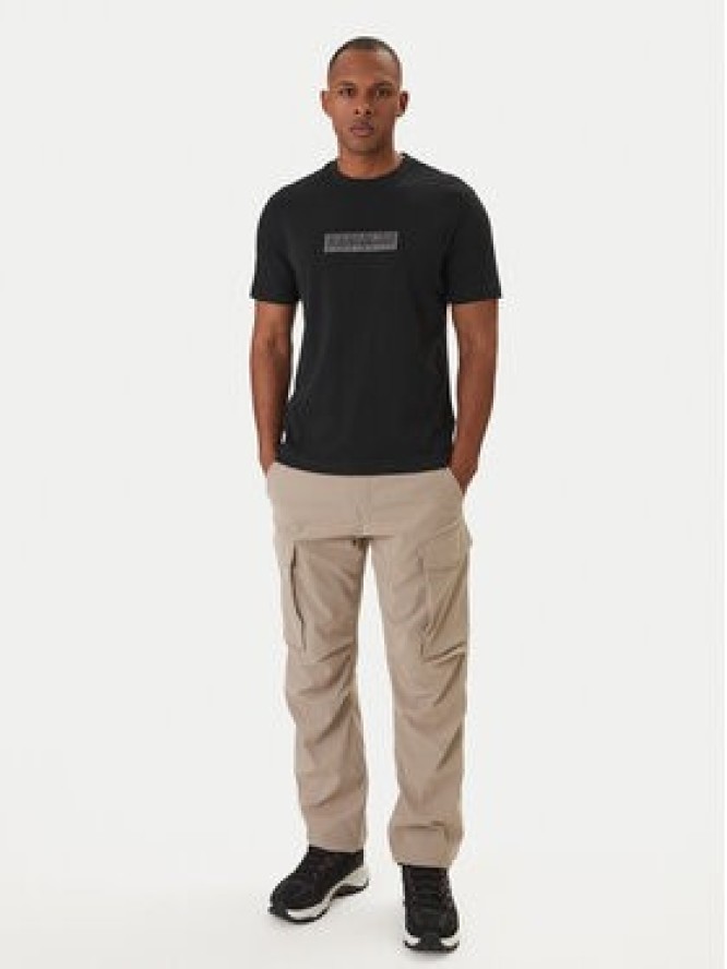 Napapijri T-Shirt S-Box Logo NP0A4IFL Czarny Regular Fit