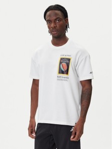 adidas T-Shirt National Geographic KC2349 Biały Loose Fit