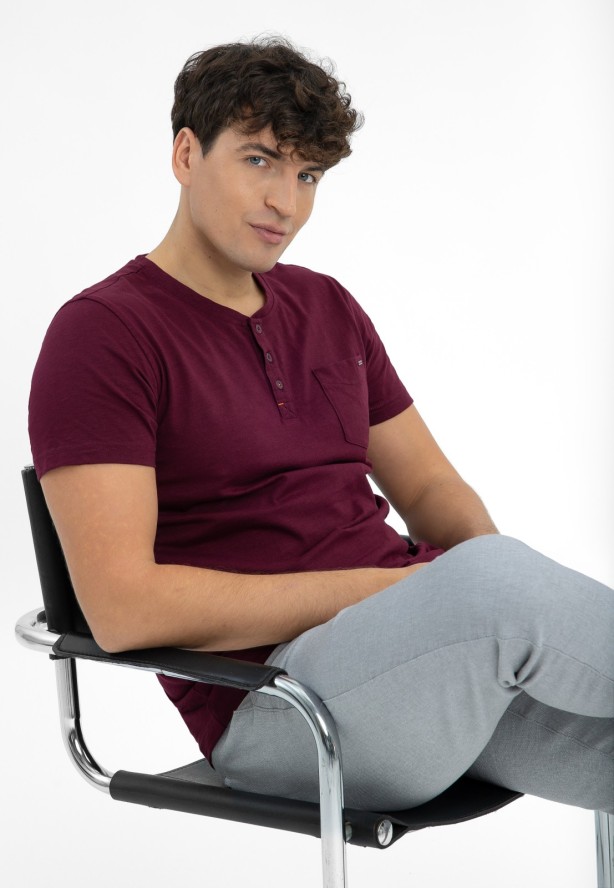 T-shirt z rozpinanym dekoltem TM-HUBRIS