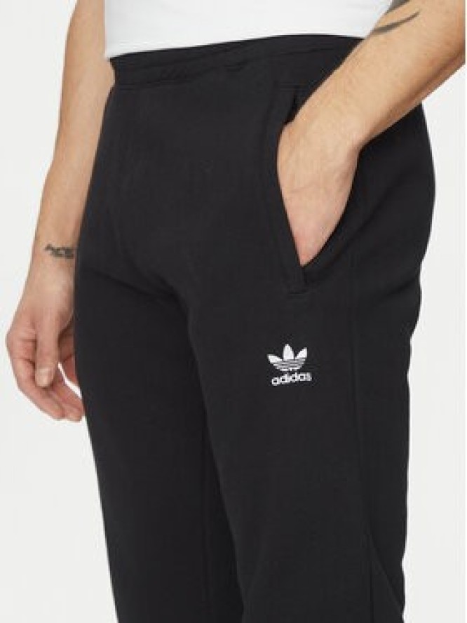 adidas Spodnie dresowe Trefoil Essentials JD2422 Czarny Slim Fit