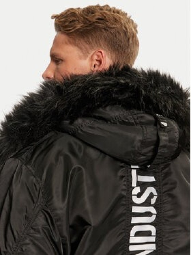 Alpha Industries Kurtka zimowa 113145 Czarny Regular Fit