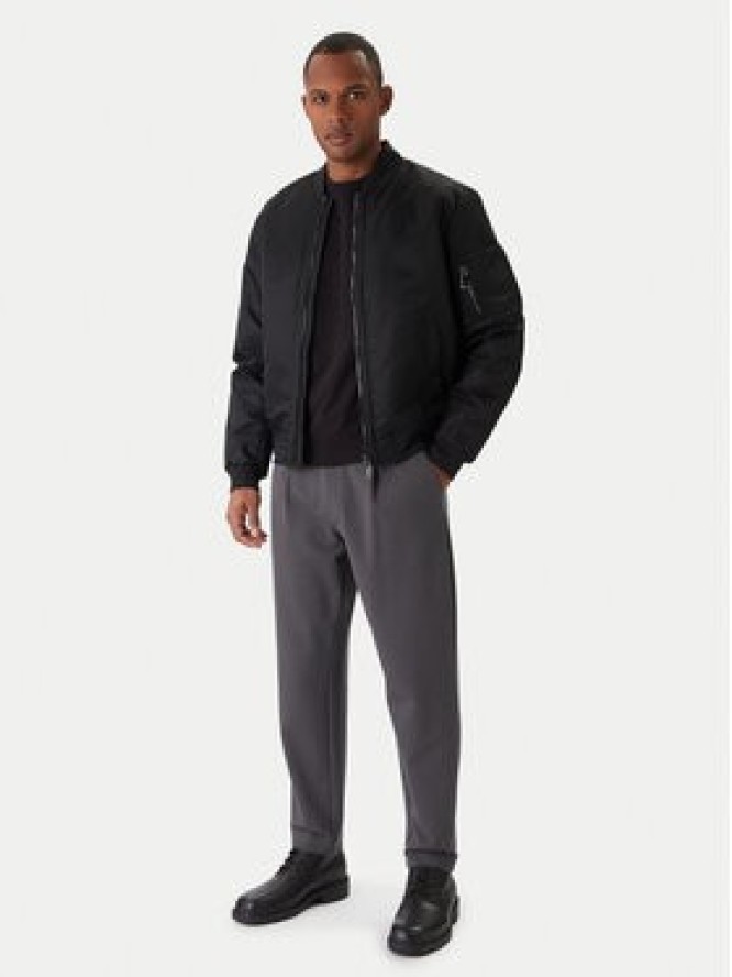 Calvin Klein Kurtka bomber Hero K10K109907 Czarny Relaxed Fit