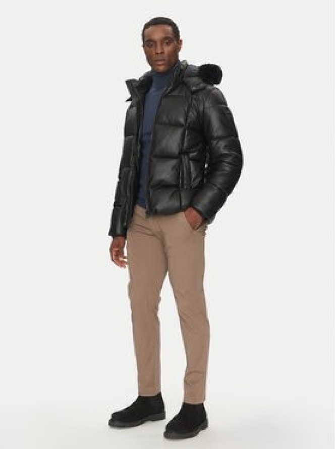 Guess Kurtka zimowa M4BL33 WGJB0 Czarny Regular Fit