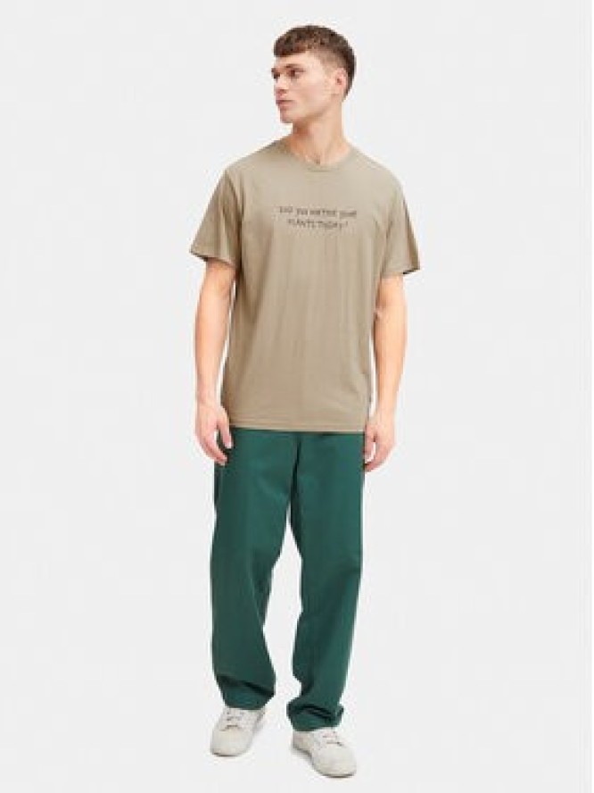 Solid T-Shirt Inam 21108141 Beżowy Regular Fit