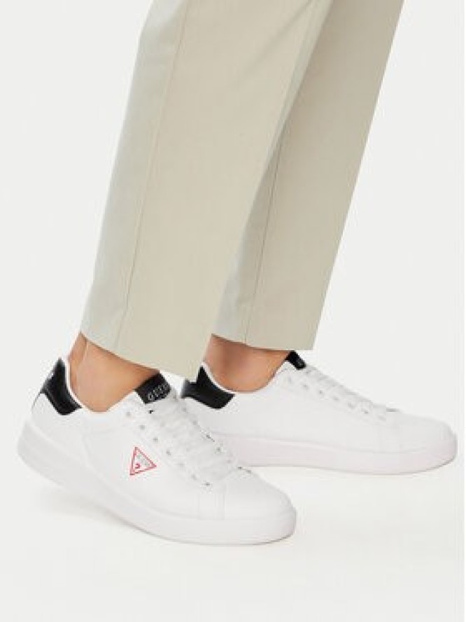 Guess Sneakersy FMJYUK ELE12 Biały