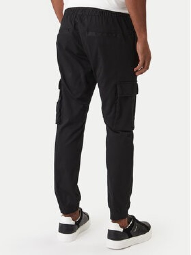 Calvin Klein Jeans Spodnie dresowe J30J324696 Czarny Skinny Fit