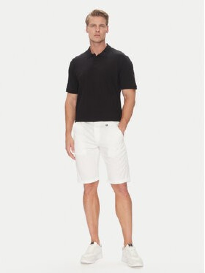 KARL LAGERFELD Szorty materiałowe 265812 552829 Biały Regular Fit