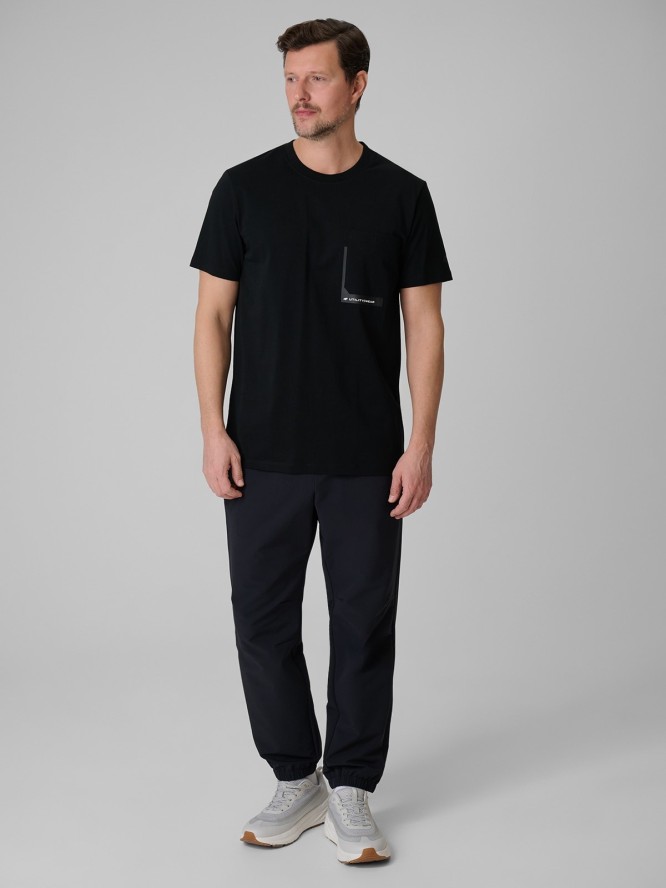 4F T-shirt regular z nadrukiem męski - czarny 3XL