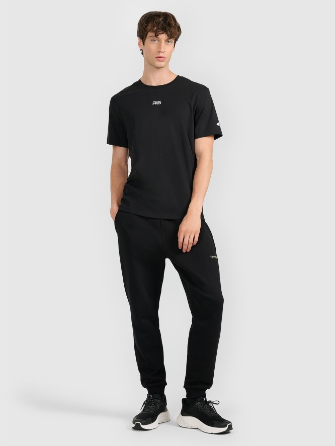 4F T-shirt regular z nadrukiem męski 4F x Robert Lewandowski - czarna XL