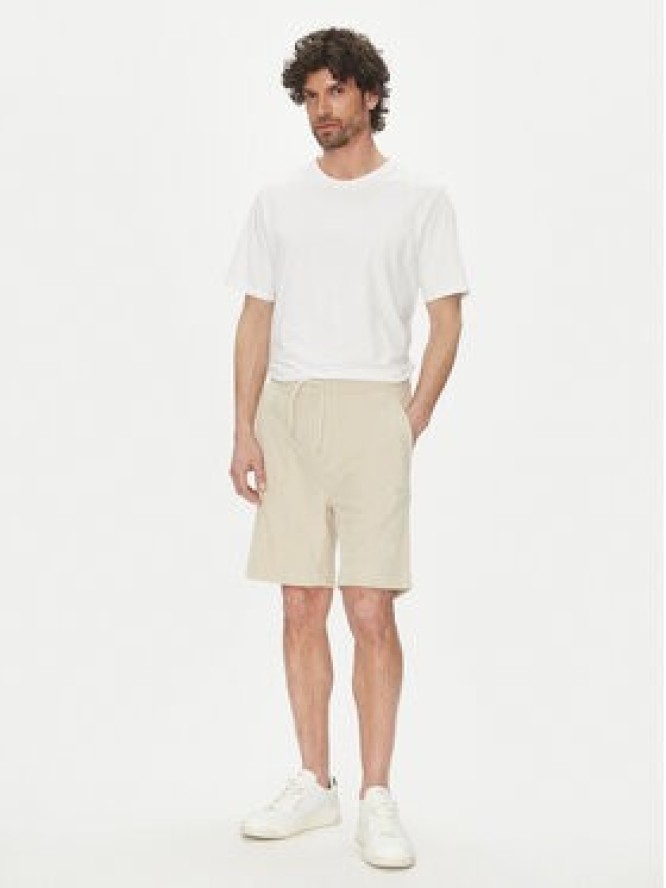 BOSS Szorty sportowe 50539868 Beżowy Regular Fit