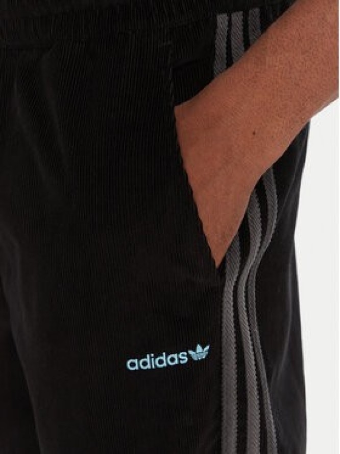 adidas Spodnie dresowe Corduroy JX3107 Czarny Regular Fit