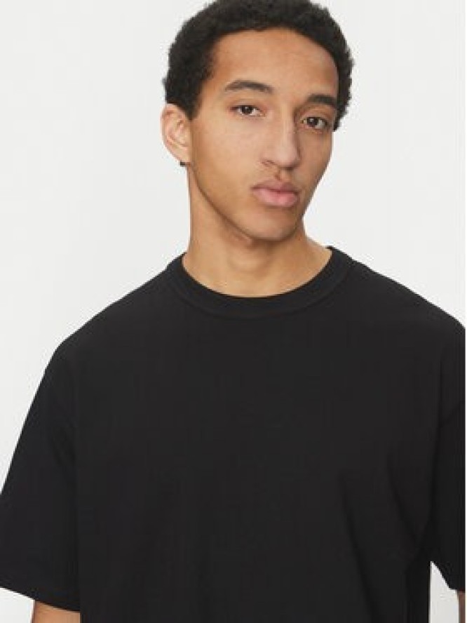 Jack & Jones T-Shirt Manchester 12275656 Czarny Cropped Fit