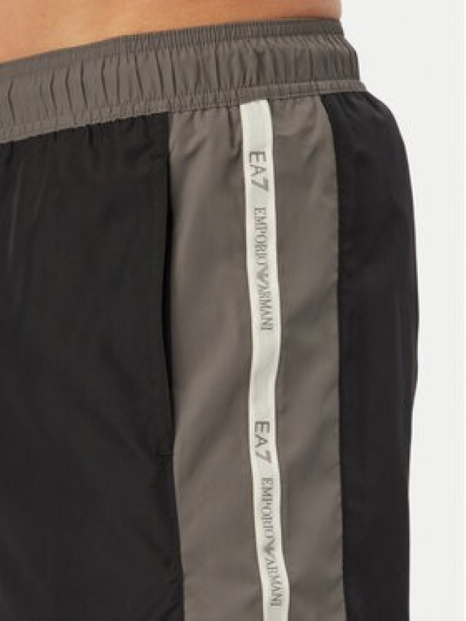 EA7 Emporio Armani Szorty kąpielowe 7M001679 AF21070 MC429 Czarny Regular Fit