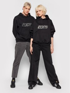 2005 Bluza Unisex Signature Czarny Regular Fit