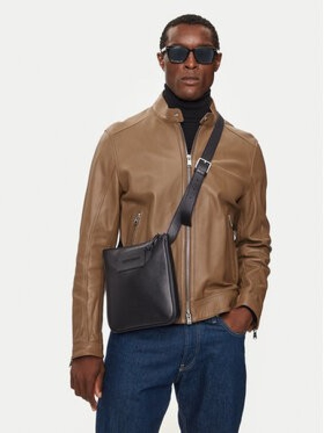 Emporio Armani Saszetka Y4M252 Y068E 80001 Czarny