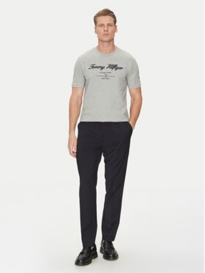 Tommy Hilfiger T-Shirt Script Logo MW0MW33691 Szary Regular Fit