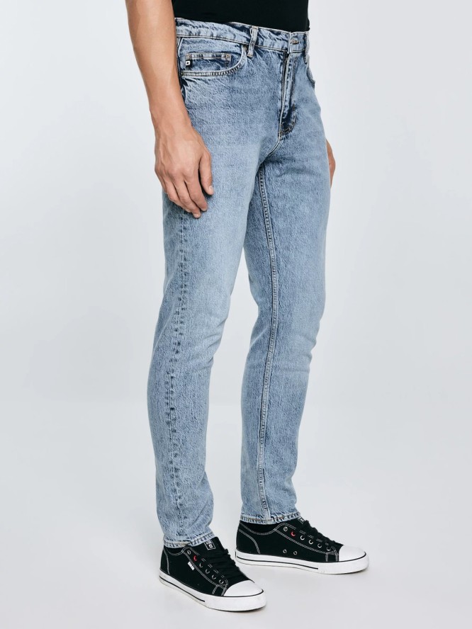 Jeansy męskie niebieskie Harper 211