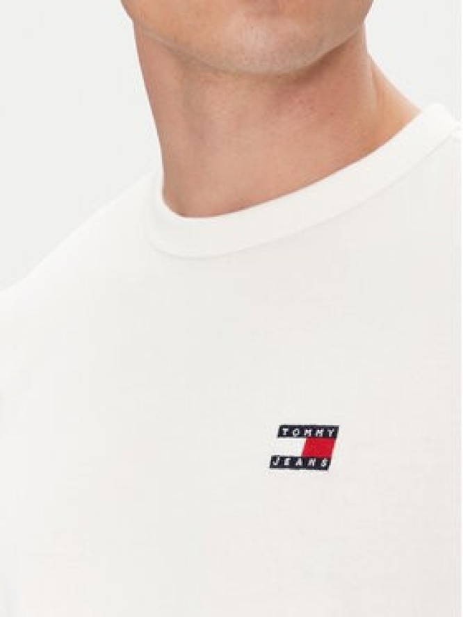 Tommy Jeans T-Shirt Badge DM0DM20322 Biały Regular Fit