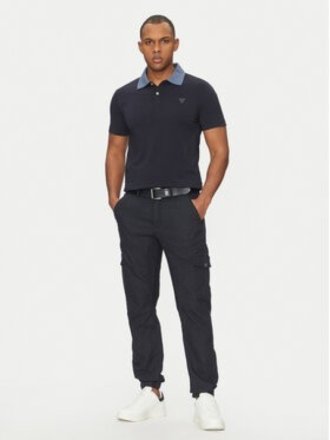 Guess Spodnie materiałowe M5RB54 WGXY1 Granatowy Slim Fit