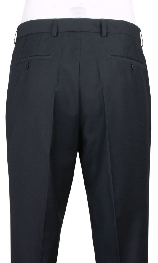 Męski, Taliowany Garnitur (Wesele, Studniówka) - Casino - Czarny