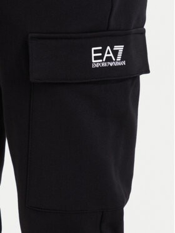 EA7 Emporio Armani Spodnie dresowe 8NPP68 PJVTZ 1200 Czarny Regular Fit