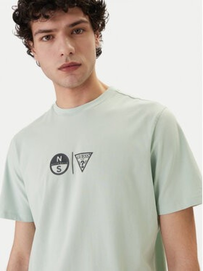Guess T-Shirt GUESS x NORTH SAILS M6GI40 K3322 Zielony Regular Fit