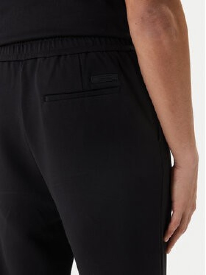 Calvin Klein Spodnie materiałowe LV04LF607G Czarny Tapered Fit