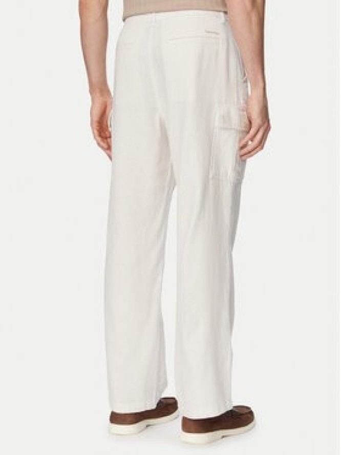 Calvin Klein Jeans Spodnie cargo LV04RF611G Beżowy jasny Relaxed Fit