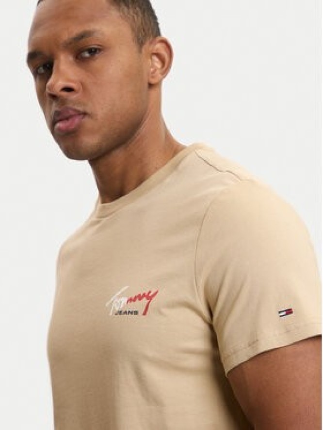 Tommy Jeans T-Shirt DM0DM22538 Beżowy Slim Fit