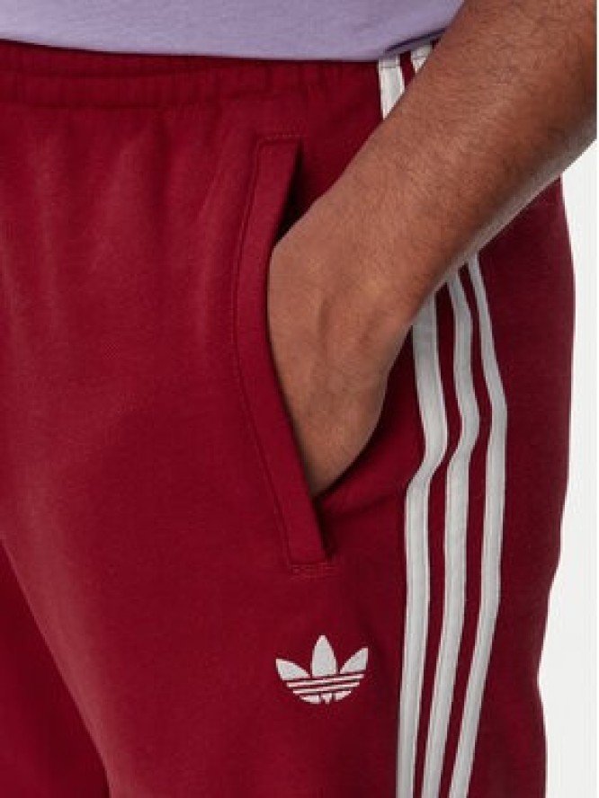 adidas Szorty sportowe 3-Stripes Shorts KE1692 Czerwony Regular Fit